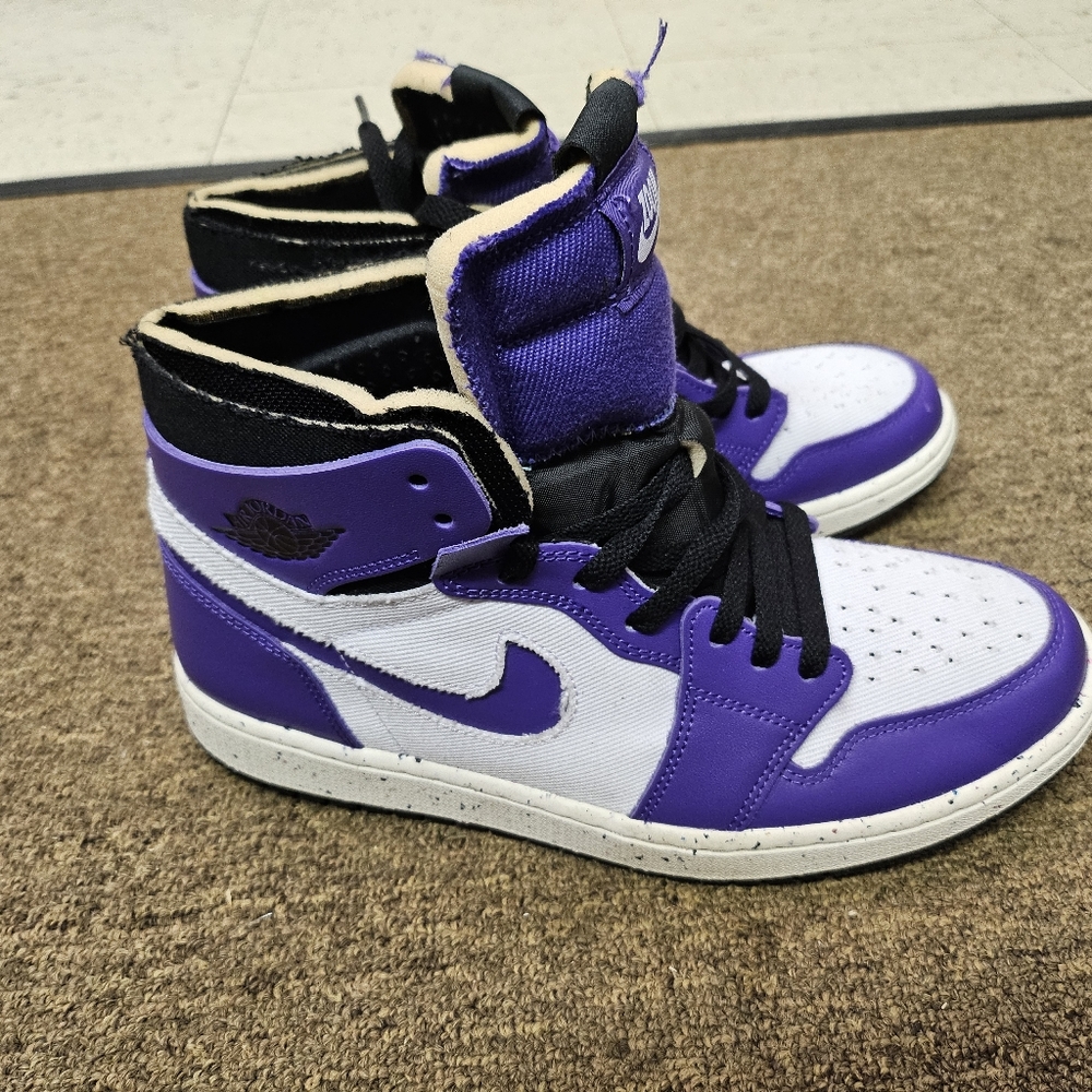 Size 9 - Jordan 1 Zoom Comfort Black/Crater Purple/White 2022